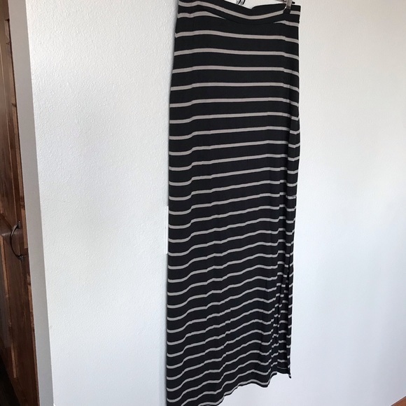 Banana Republic Knit Skirt. Size Small
